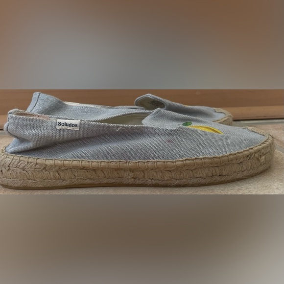Soludos Woven Platform Light Blue/Yellow Slip-On Espadrilles Lemon; size 10 - Picture 2 of 7